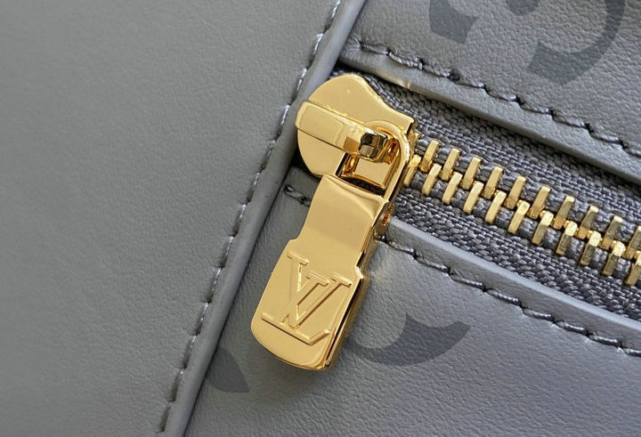 Louis Vuitton Vanity Chain Pouch